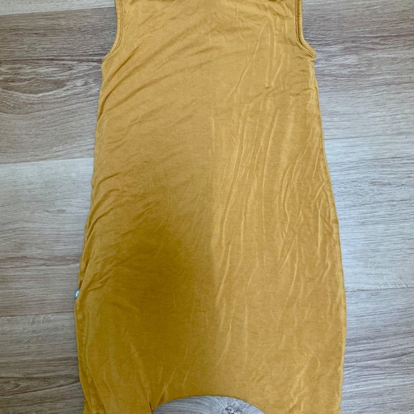 Kyte Baby Mustard Sleep Sack 1.0 TOG | 6–18 Months | Bamboo - Picture 2 of 3